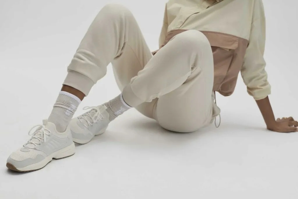 Jakie skarpetki do butów sportowych wybrać, aby uniknąć dyskomfortu?