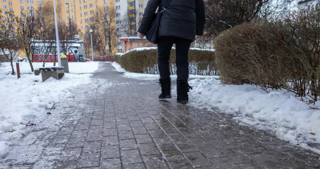 Jak sprawić, żeby buty nie były śliskie i uniknąć niebezpieczeństw