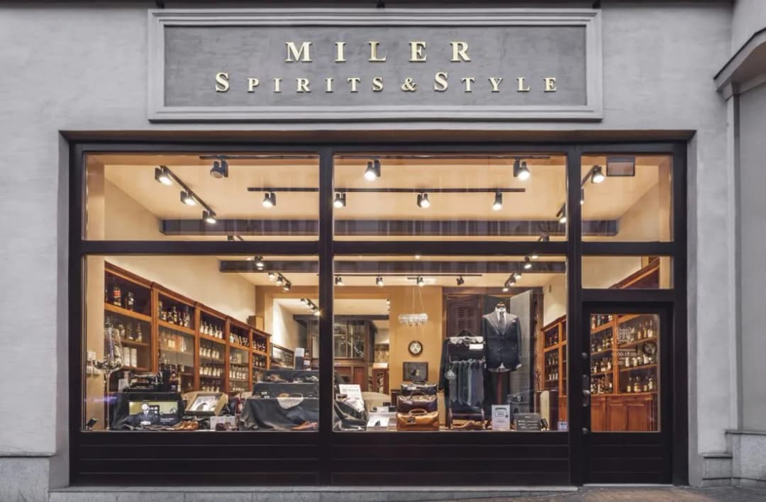 Jakie skarpetki do czarnego garnituru, aby uniknąć modowej wpadki?