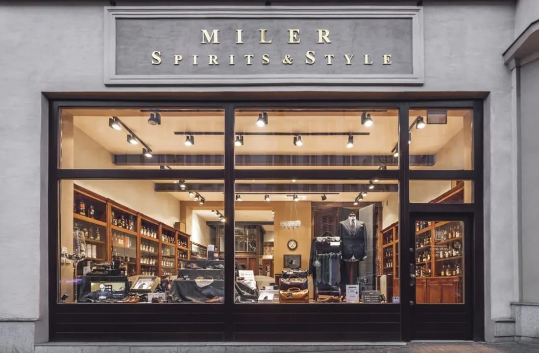 Jakie skarpetki do czarnego garnituru, aby uniknąć modowej wpadki?